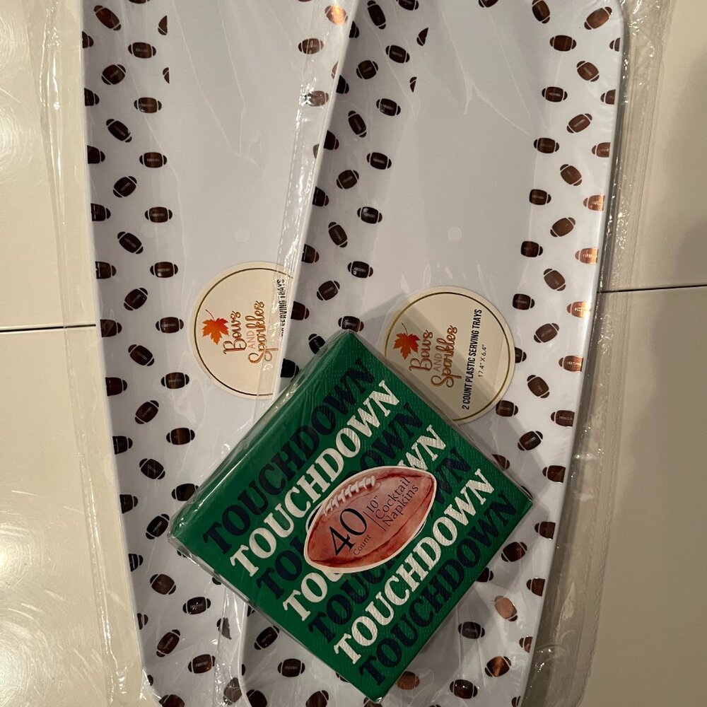 Serving‎ Trays and Napkins - Football Themed (new/h/x) - Picture 7 of 15